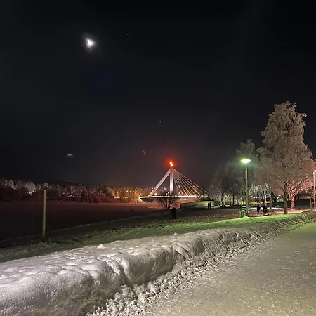 Aurora Riverside Haven River Views& Northern Lights From Living Rovaniemi
