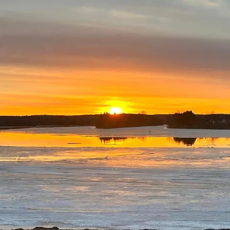 Aurora Riverside Haven *