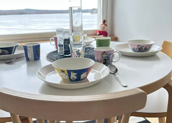 شقة Aurora Riverside Haven *